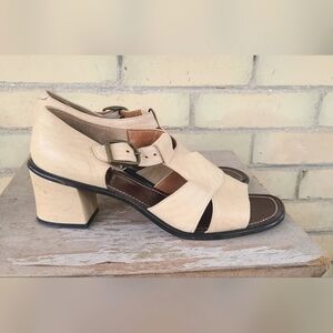 Vintage Bandolino Sandals